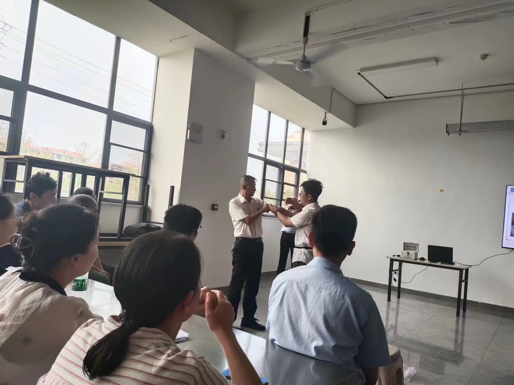 519ec169-c446-47ec-ad14-1678119c7de7