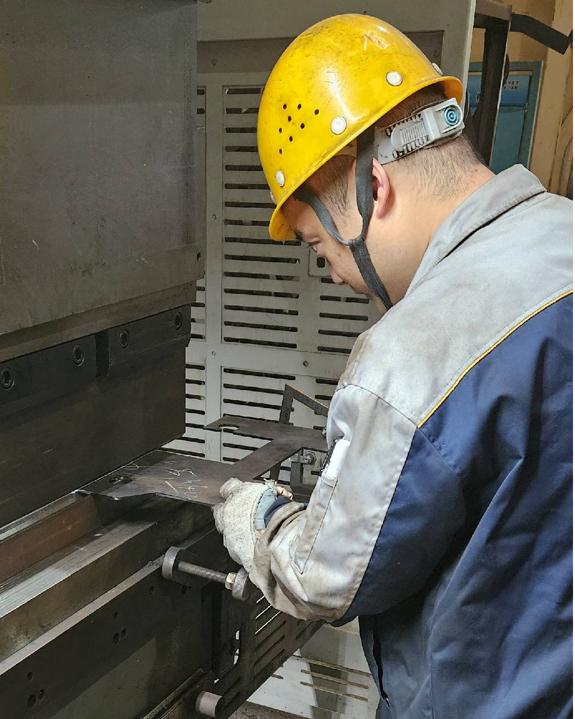 60a516c9-ae4a-4d82-ab90-37342627fb1c