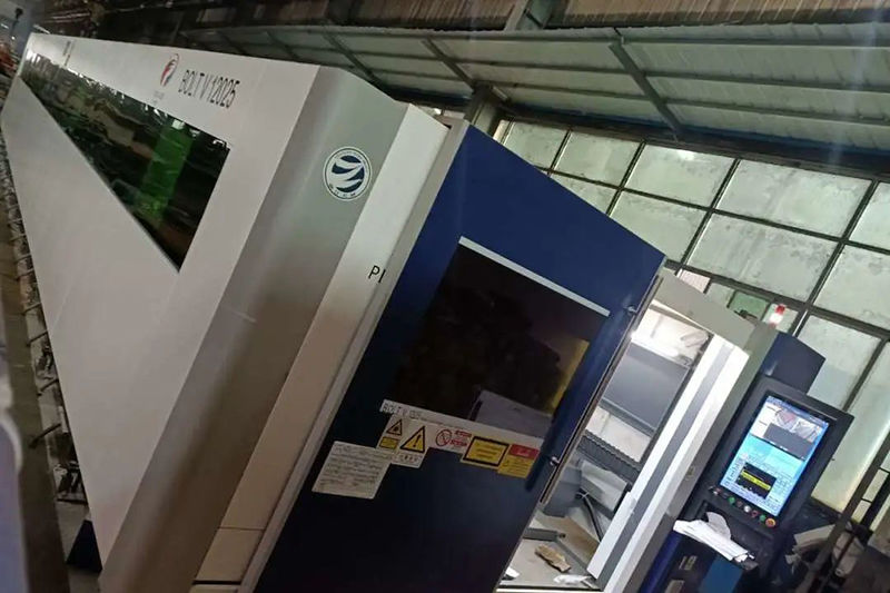 飞跃激光切割机12KW