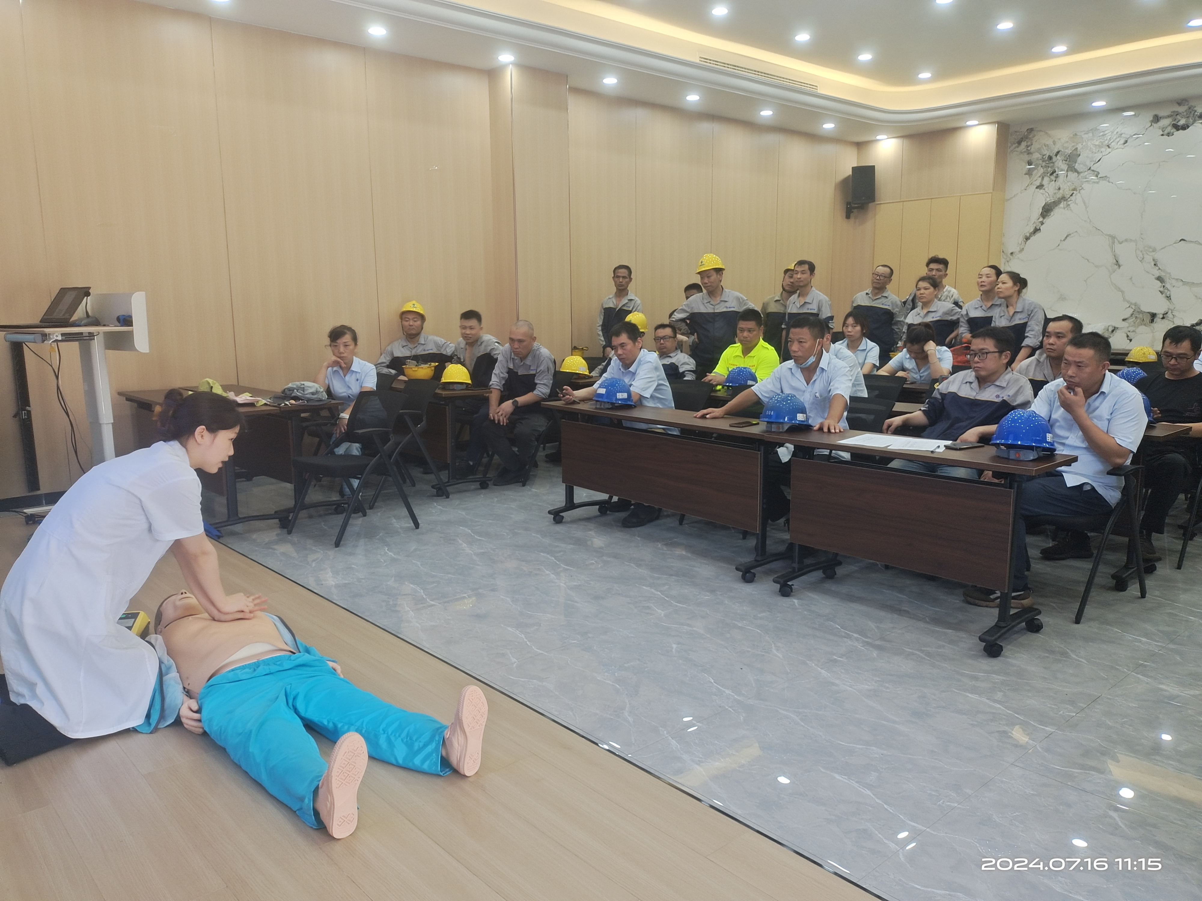 a445f0fb-5c79-4c6f-9b7a-f6cbbb0f2591