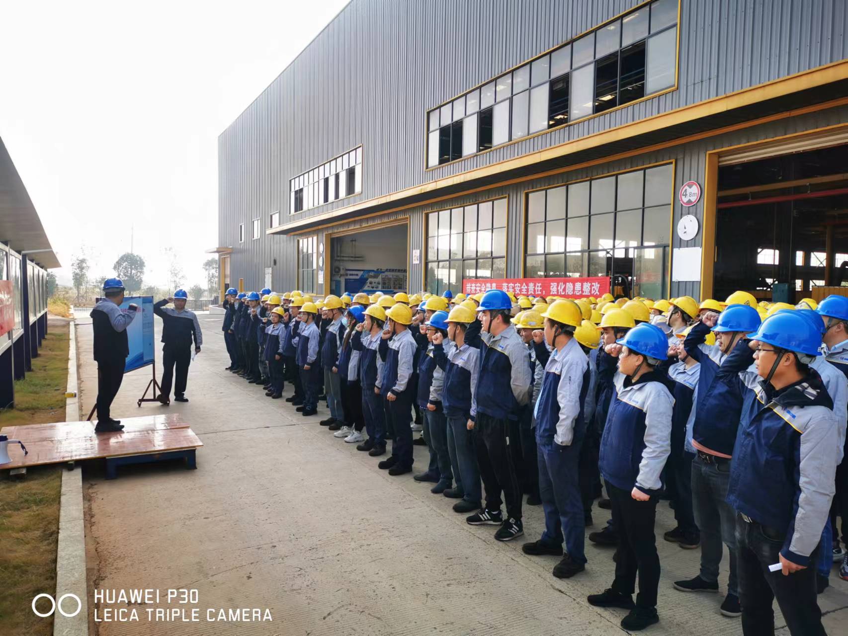 f4a5aa35-b4b1-4c1b-ac04-5eb6bffa0fdc